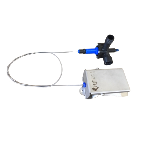 Esse pedal pode ser utilizado em qualquer ambiente, principalmente no ambiente fabril, na barreira sanitária, em bebedouros, em pias para fazer assepsia. É produzido todo em inox, não precisa de energia elétrica e é de fácil instalação.