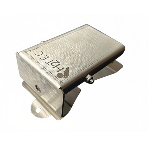 Esse pedal pode ser utilizado em qualquer ambiente, principalmente no ambiente fabril, na barreira sanitária, em bebedouros, em pias para fazer assepsia. É produzido todo em inox, não precisa de energia elétrica e é de fácil instalação.
